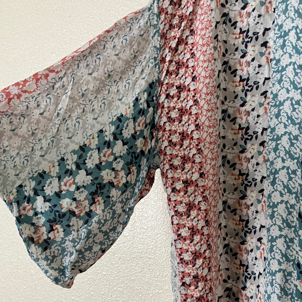 Sky and Sparrow Floral Kimono Topper, L/XL - Picture 2 of 6